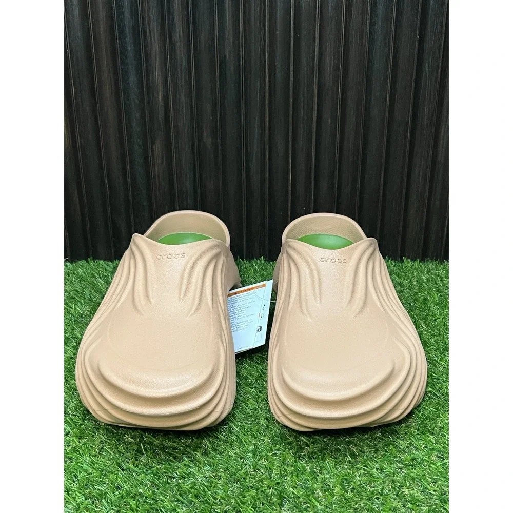 Size‎ 11 - Crocs Mens' Echo Wave Clogs - Cork/Kiwi